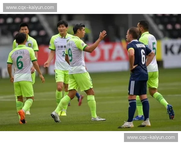 绿茵场上的华丽压制：复盘国安vs墨尔本胜利，一场关于尊严与技术的降维打击