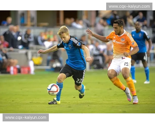 绿茵场上的闪电战：迪纳摩与达拉斯的史诗对决，谁能点燃胜利的烽火？